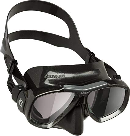 First Dive Mask with Inclined Lenses for Scuba Diving - optical lenses available | FOCUS made by Cressi: quality since 1946